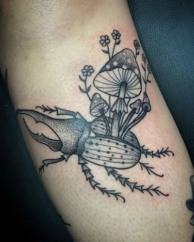 Zoe Bean tattoo 018