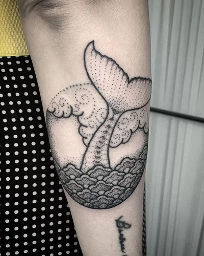 Zoe Bean tattoo 035