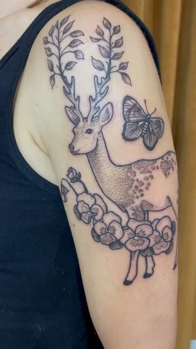 Zoe Bean tattoo 048
