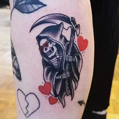 Zoe Fraser tattoo 015