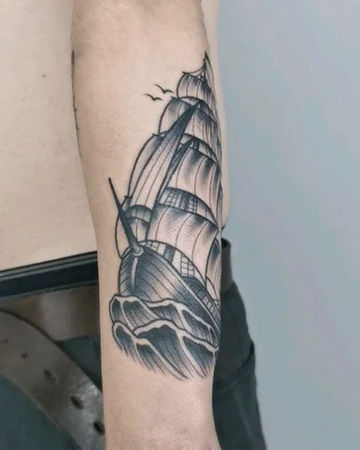 Zoe Fraser tattoo 024
