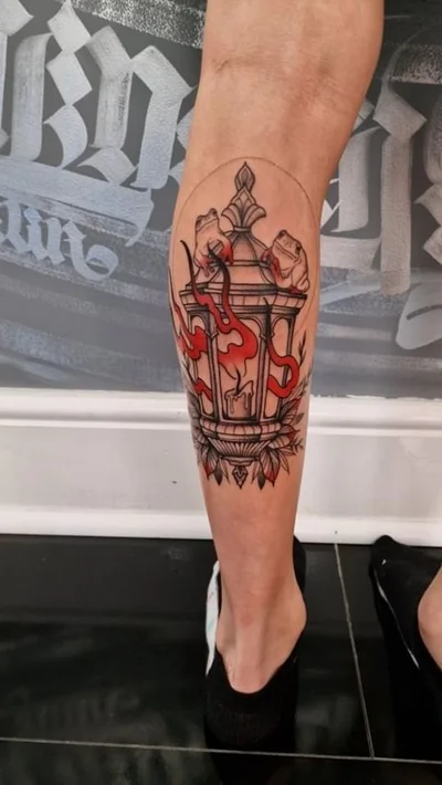 Zoe Fraser tattoo 035