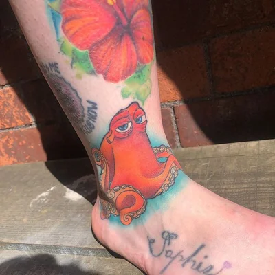Zoe Lorraine tattoo 046