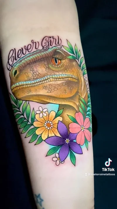 Zoe Lorraine tattoo 049