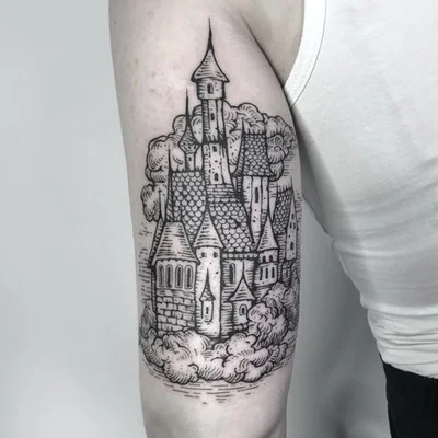 Zuza Gałuszka tattoo 024